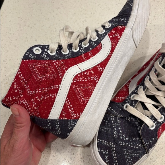 Vans “ditsy bandana” size 7.5 - Picture 7 of 8